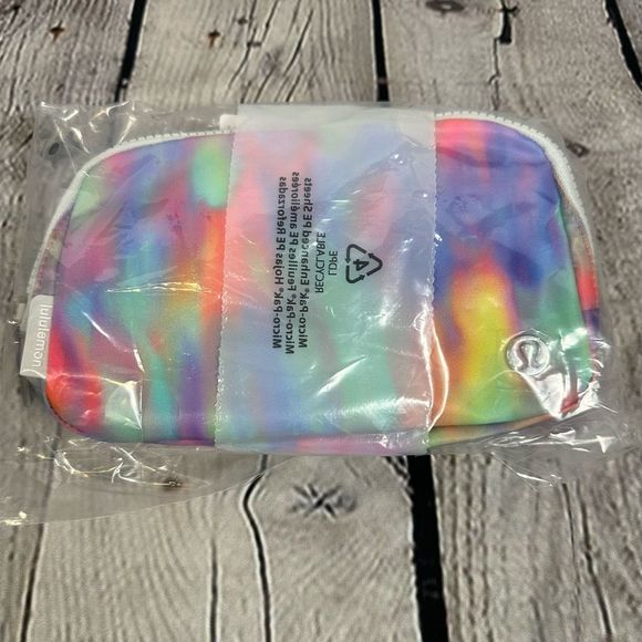 lululemon athletica Handbags - Lululemon Everywhere Belt Bag 1L Prism Wash Print Multi/Vapor Unisex NWT